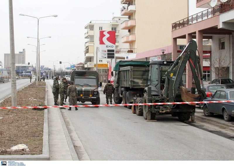 Ξεκινά η μεγάλη επιχείρηση εκκένωσης του Κορδελιού για την απενεργοποίηση της βόμβας (εικόνες, βίντεο)